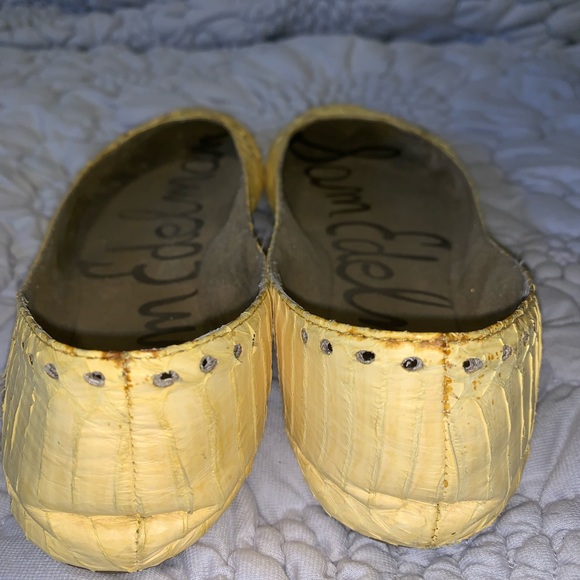 Flats - Picture 2 of 2